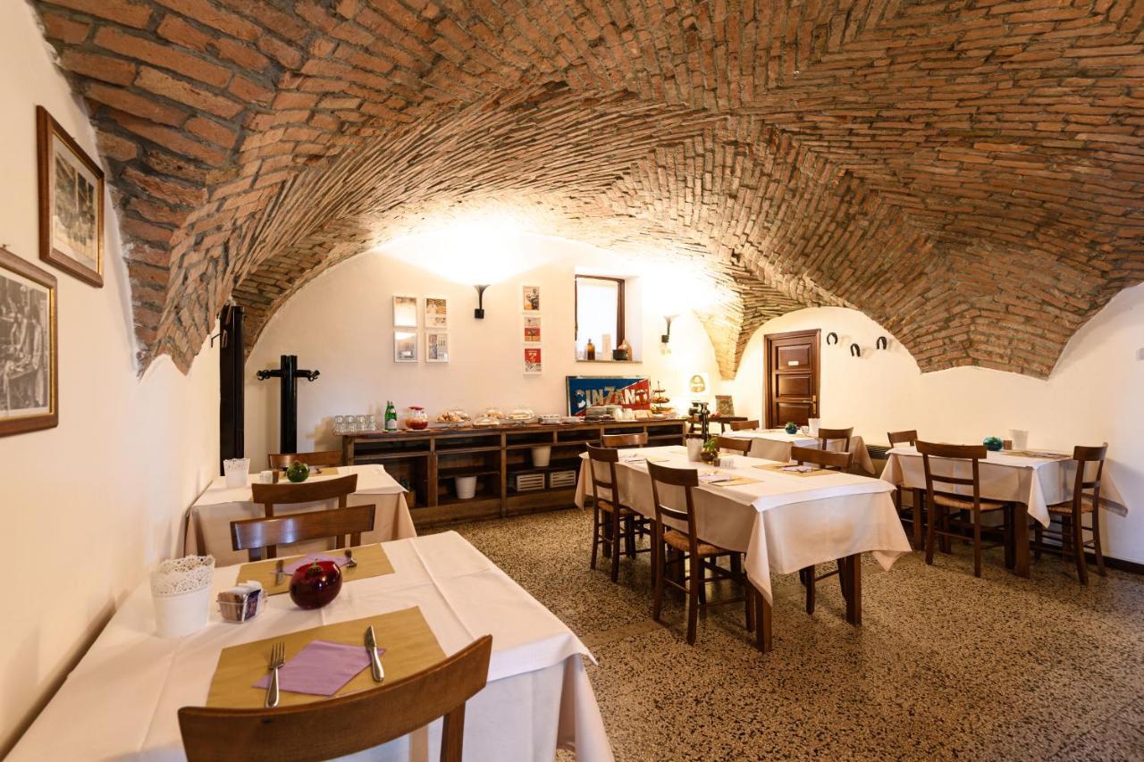 Il Glicine B&B Ristorante Cazzago San Martino Экстерьер фото